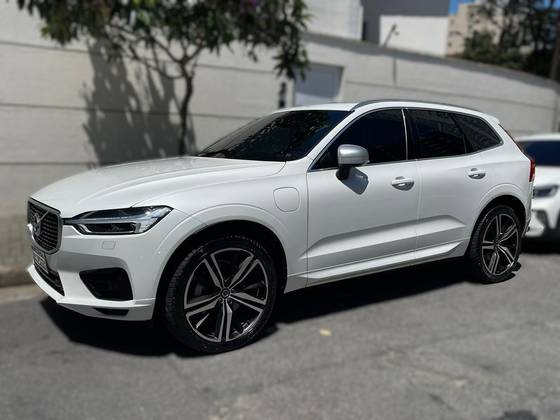 VOLVO XC60 2.0 T8 HYBRID R-DESIGN AWD GEARTRONIC